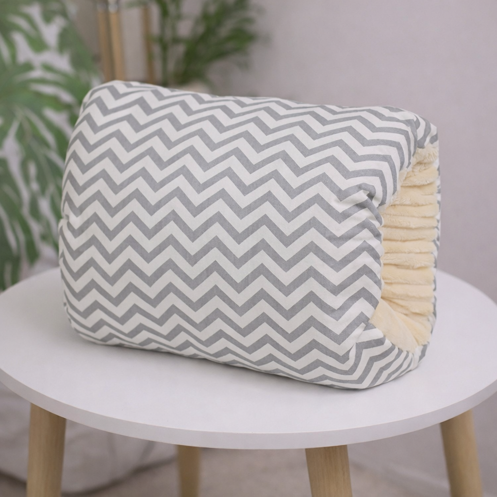 Easy Hold Nursing Pillow