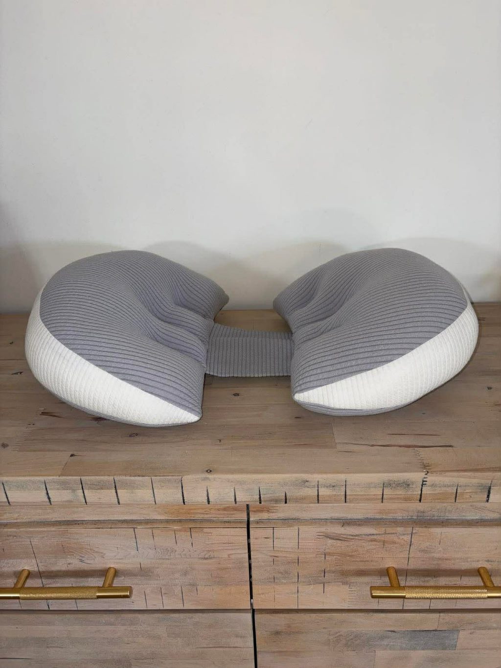 Side-Sleeping Pregnancy Support Pillow