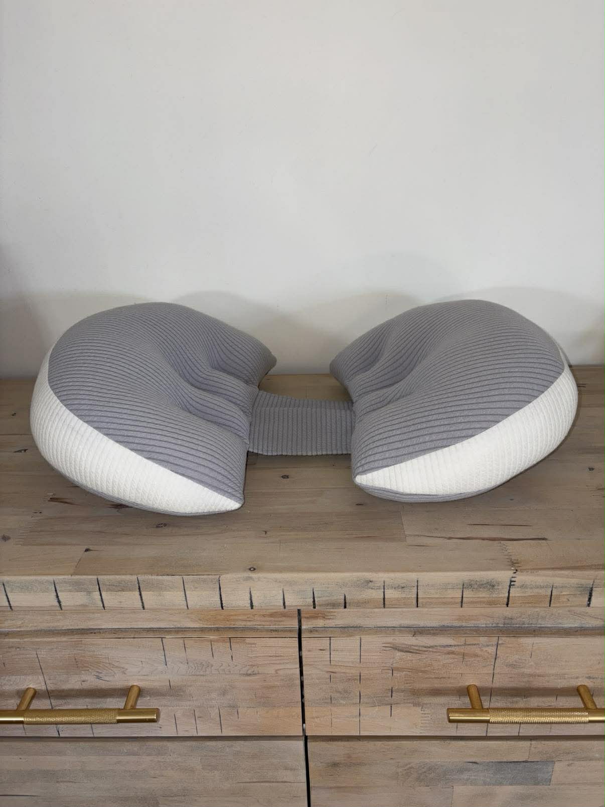 Side-Sleeping Pregnancy Support Pillow